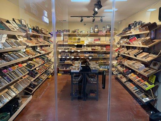 Walk in humidor