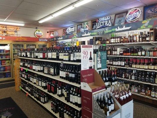 Navarre Liquors