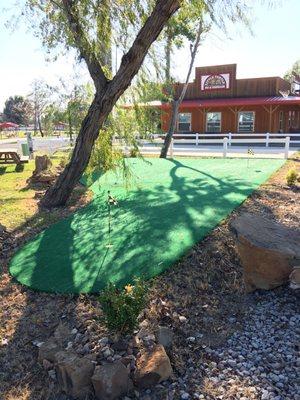 Putting green.