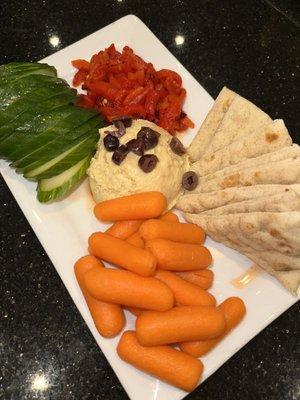 Hummus plate