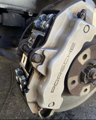 Porsche Cayenne brakes