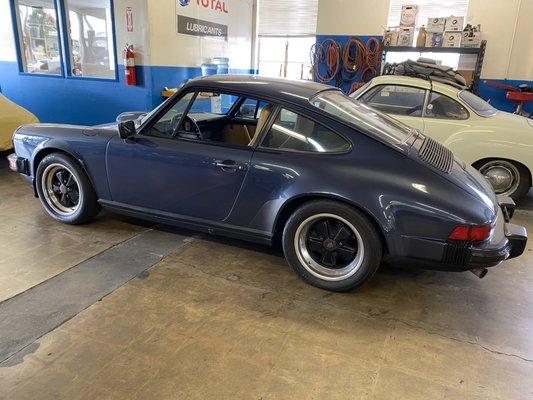 All original Prussian Blue '85 911.