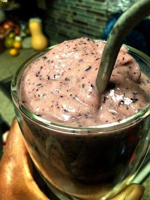 Smoothie meal plans without added sugars and enhanced flavors.