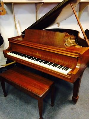 Shavney Piano