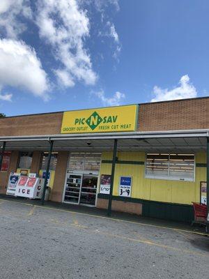 Pic-N-Sav Grocery Outlet