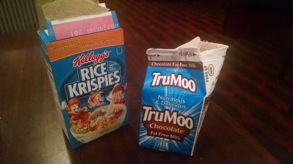 Choco milk and cereal... Hmmz first time trying that combo.