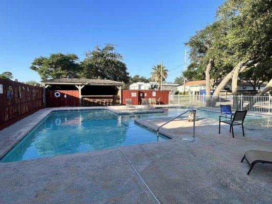 Pool with tiki bar