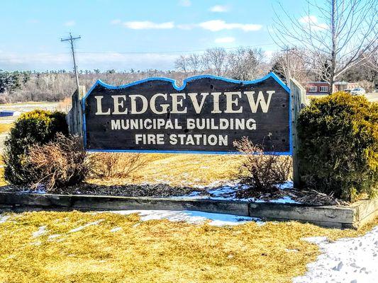 Town of Ledgeview Wisconsin Town Hall sign