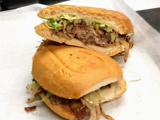 Pan con lechon asado solo $4.99