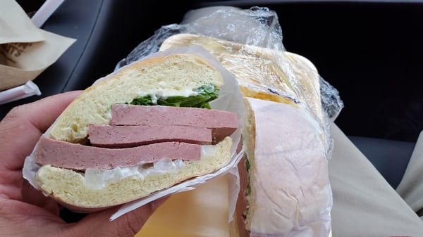 Liverwurst sandwich, no tomato. Deliciousness.