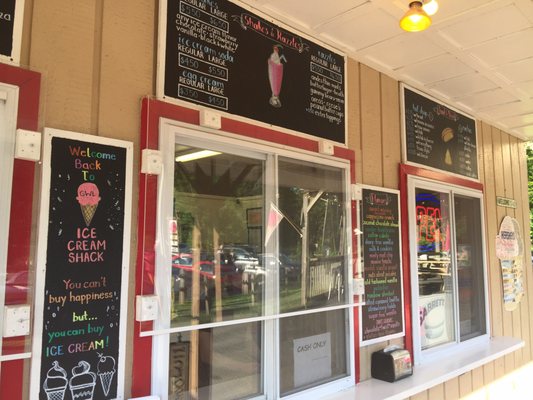 Service Counter & Menu Boards