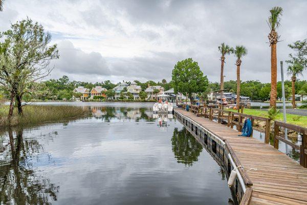 Located right on the Steinhatchee River just minutes from the gulf.