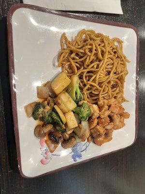 Hibachi chicken and noodles