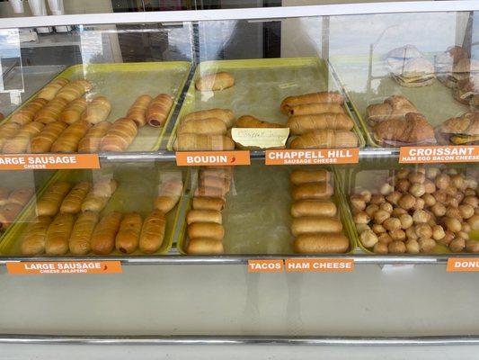 D'lux Donuts & Kolaches