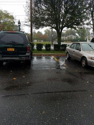 Too many yellow lines that overlap causing people to double park.