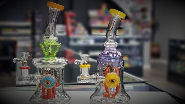 B Glass Bongs