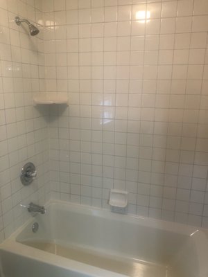 Finished bathtub/shower tile