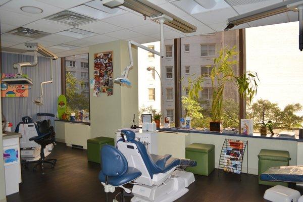 Cherches Orthodontics: Barbara Cherches DDS