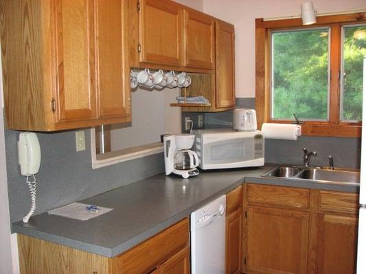 Acadia Getaway House kitchen