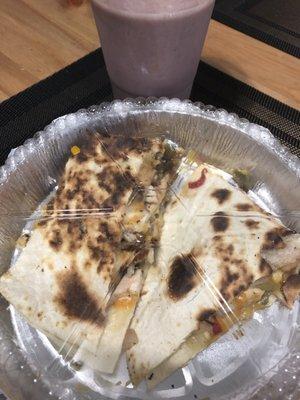 Chicken quesadillas, energy booster smoothie