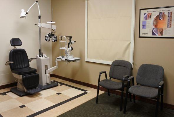 Our exam rooms feature state of the art equipment.