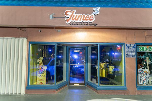 FUMEE Smokeshop & Lounge