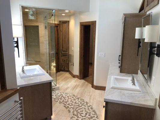 Lovely house in Tahoe Master Bath