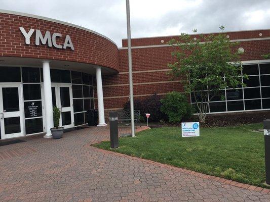 Yorktown YMCA off Victory