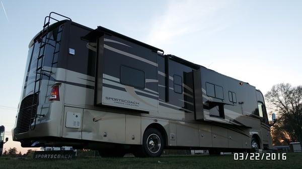 Luxury RV Rentals Charlotte NC
 www.luxuryrvforrent.com
 www.ncrvrentals.com
 Luxury RV Rentals
 832-736-8781