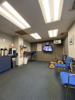 Elhart Hyundai Customer Lounge