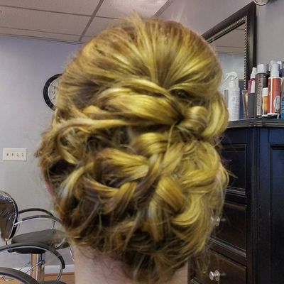 Prom UPDO