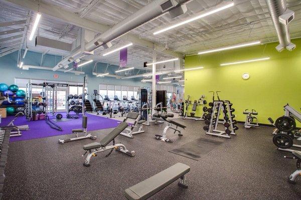 Photos credit of AIC Contractors. They built this beautiful gym!