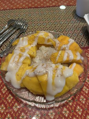 Mango with sticky rice! Delish!!!!