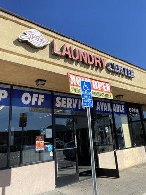 Laundry Center