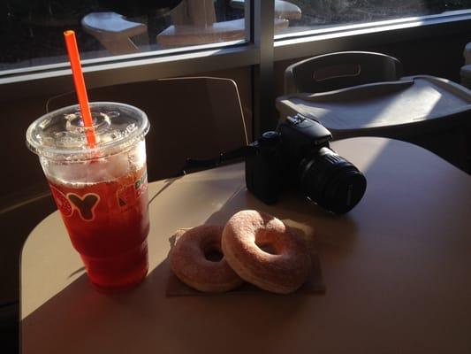 Sweetened Tea and Sugared raised Donuts.