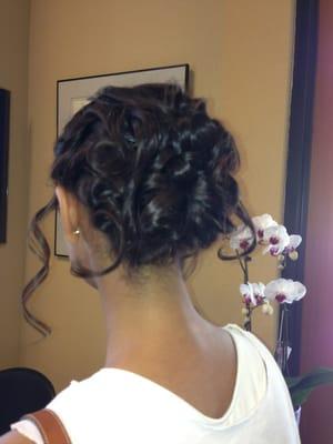 Prom up do!