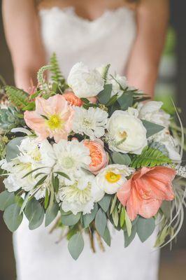 Gorgeous bouquet designed by Enchantment Floral. Hazy Lane Studios Photography