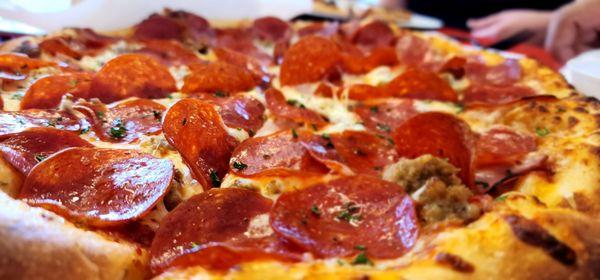 Gluten-free pepperoni pizza