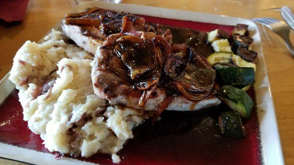 Pork loin with mashed potato