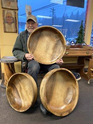 Local artisan's Myrtlewood bowls!