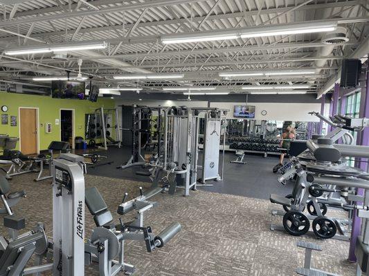 Our free weight area includes circuit machines, dumbbells, squat racks, Smith machine, hip sled, cable crossover, deadlift platform and more