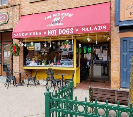 Storefront for Dog House