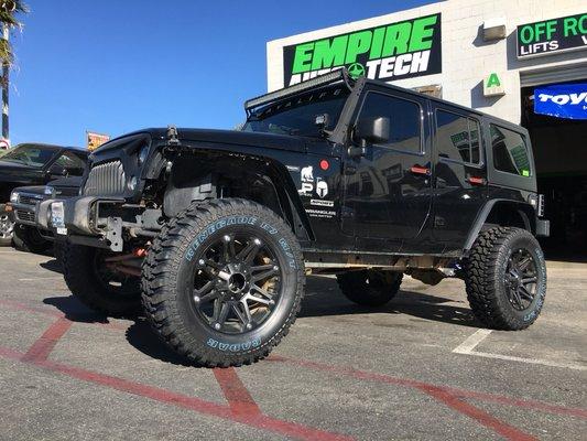 Just installed some 37inch Tires on this Jeep Wrangler.