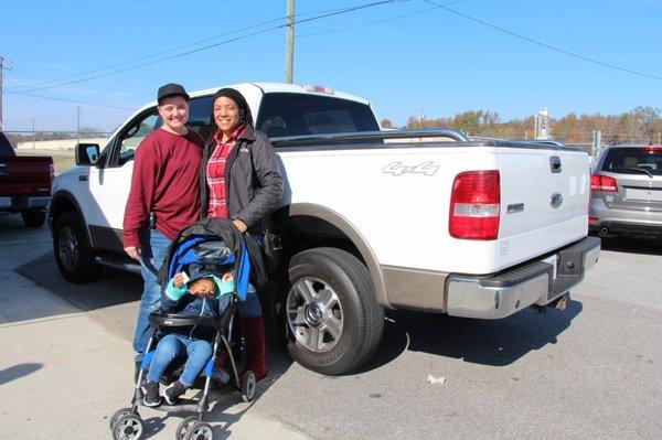 JUST SOLD! Thanks for coming in and taking this Ford F-150 home with you, Kelly! We appreciate you choosing D&R Auto.