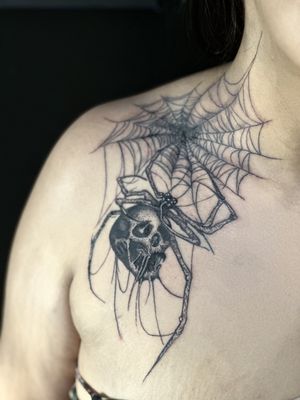 Spider web & skull