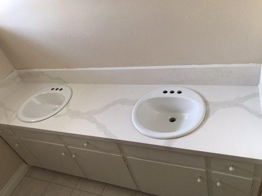 QuartZ vanity top