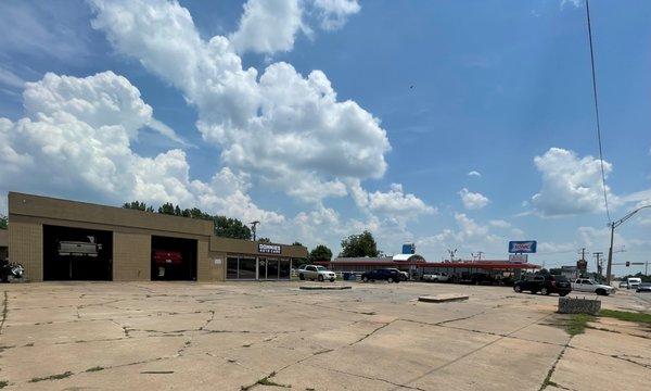 Donnie's Auto Care, view from the north. Right next door to Sonic.