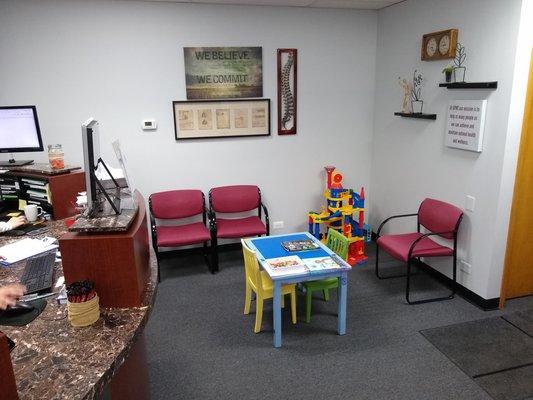 Advanced Physical Medicine & Therapy - Waiting Area