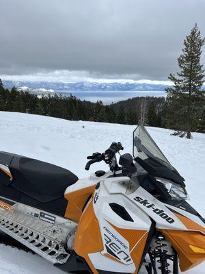 Lake Tahoe Snowmobile Tours