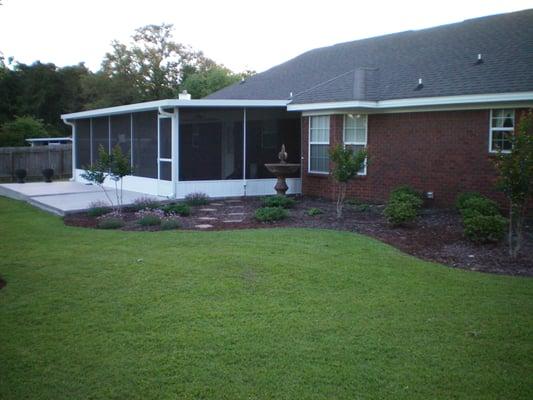 http://www.xtremeturflawncare.com
 (251) 648-9947
 Xtreme Turf Lawn Care services Daphne, Fairhope, and Spanish Fort, Alabama.